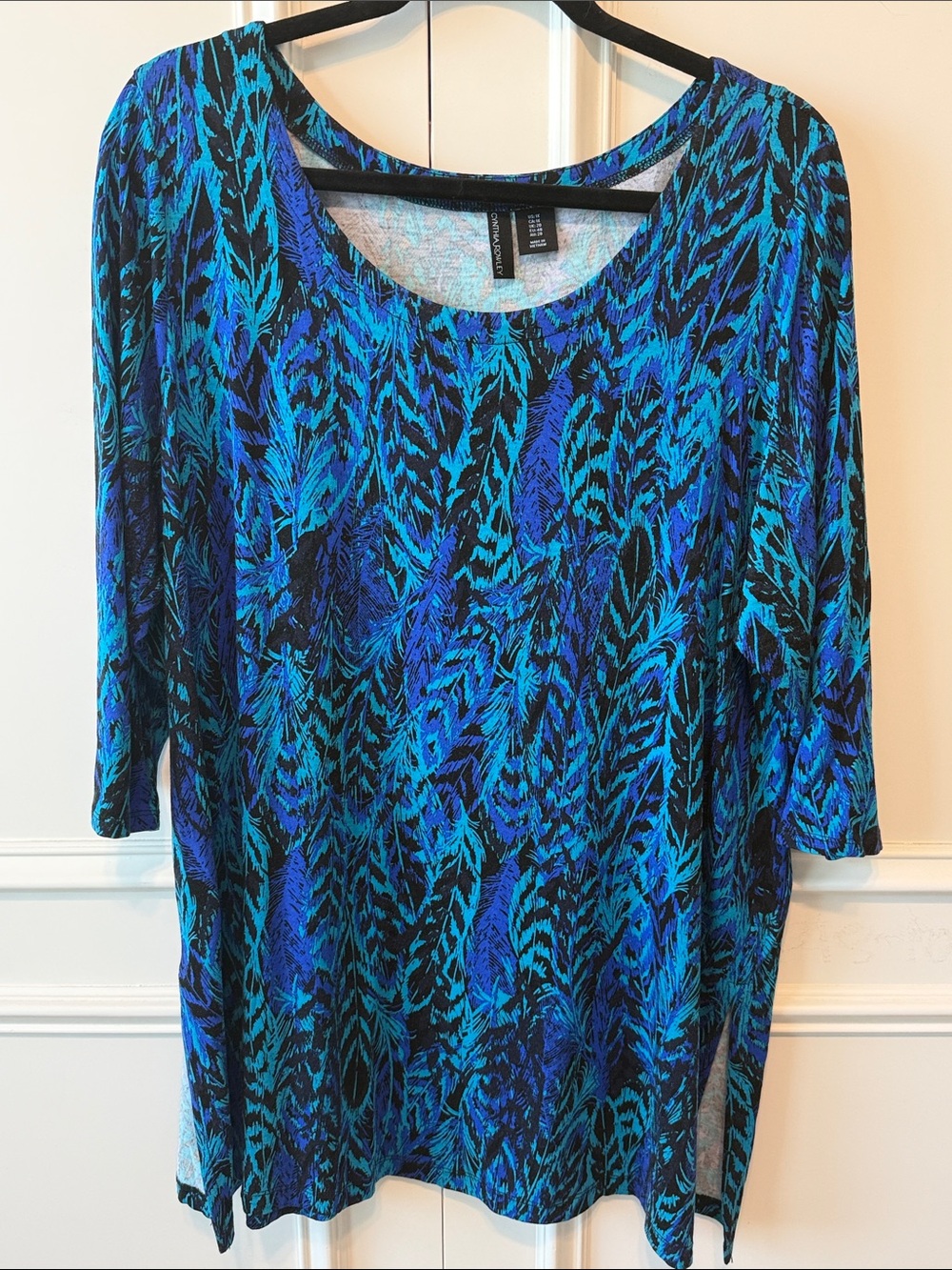 Cynthia Rowley Blue & Teal Feather-Print Scoop Neck Tunic